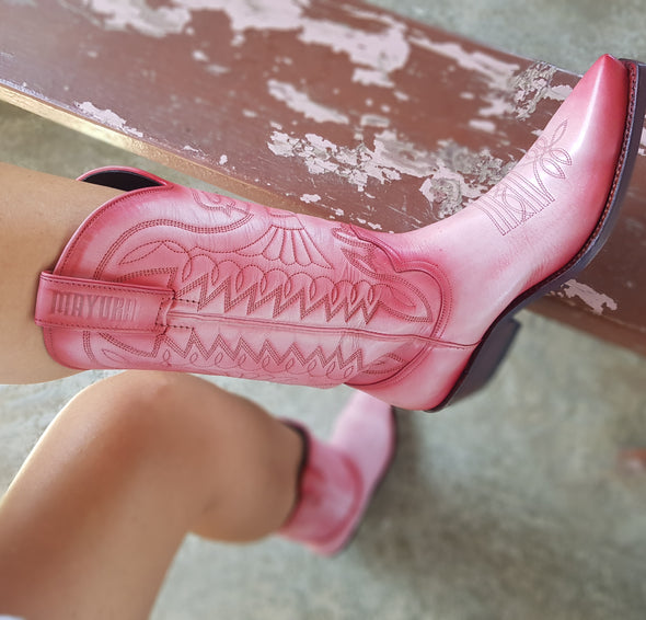 Bottes pour femmes Cowboy en rose avec une barbie très féminine en cuir